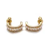 Vintage Pearl Hoop Earrings 1 LIVKE’s gold vintage pearl hoop earrings styled with a lace dress for timeless retro elegance.