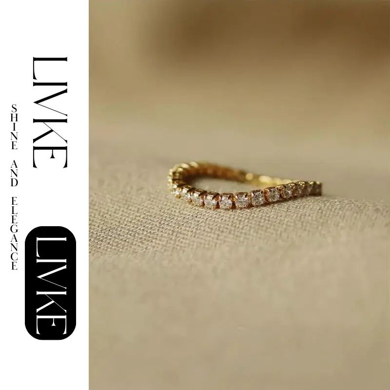 LIVKE’s gold vintage chain ring with zirconia details, stacked with minimalist bands for office-ready elegance.