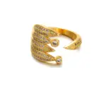 Artisan Zirconium Ring Set 4 Woman stacking LIVKE textured gold rings with UV color shift effect for TikTok transition video