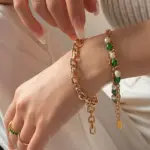 Serenity Pearl & Green Natural Stone Bracelet 2 Delicate silver chain bracelet with alternating green aventurine stones and white pearls, perfect for minimalist jewelry lovers and nature-inspired gifts