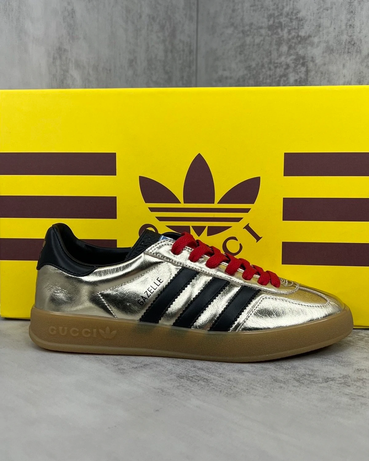 Kivne Adidas x Gucci Gazelle Metallic Gold