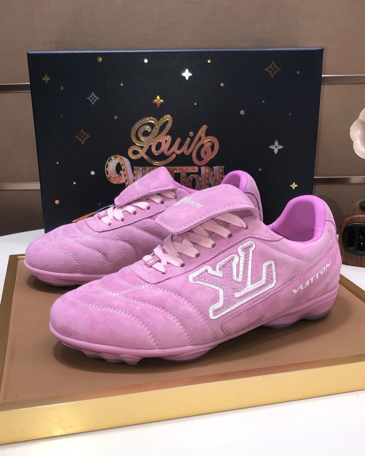 kivne Louis Vuitton Footprint Soccer
