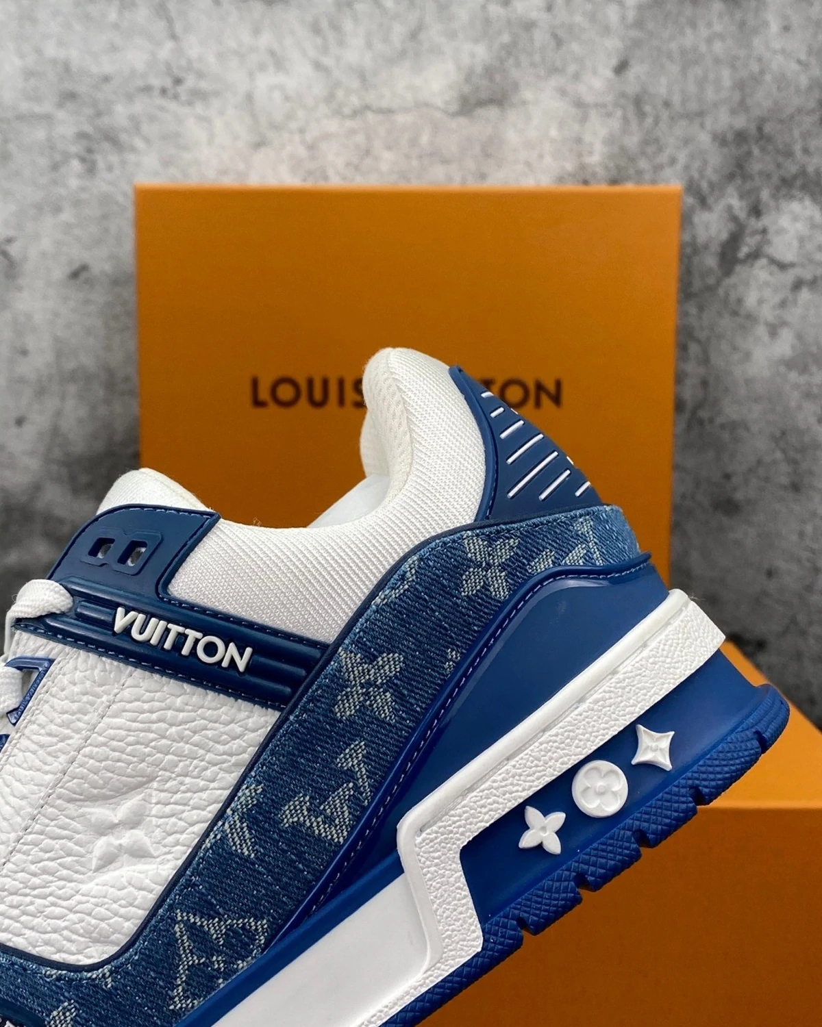 Kivne Louis Vuitton Trainer Sneaker "Blue"