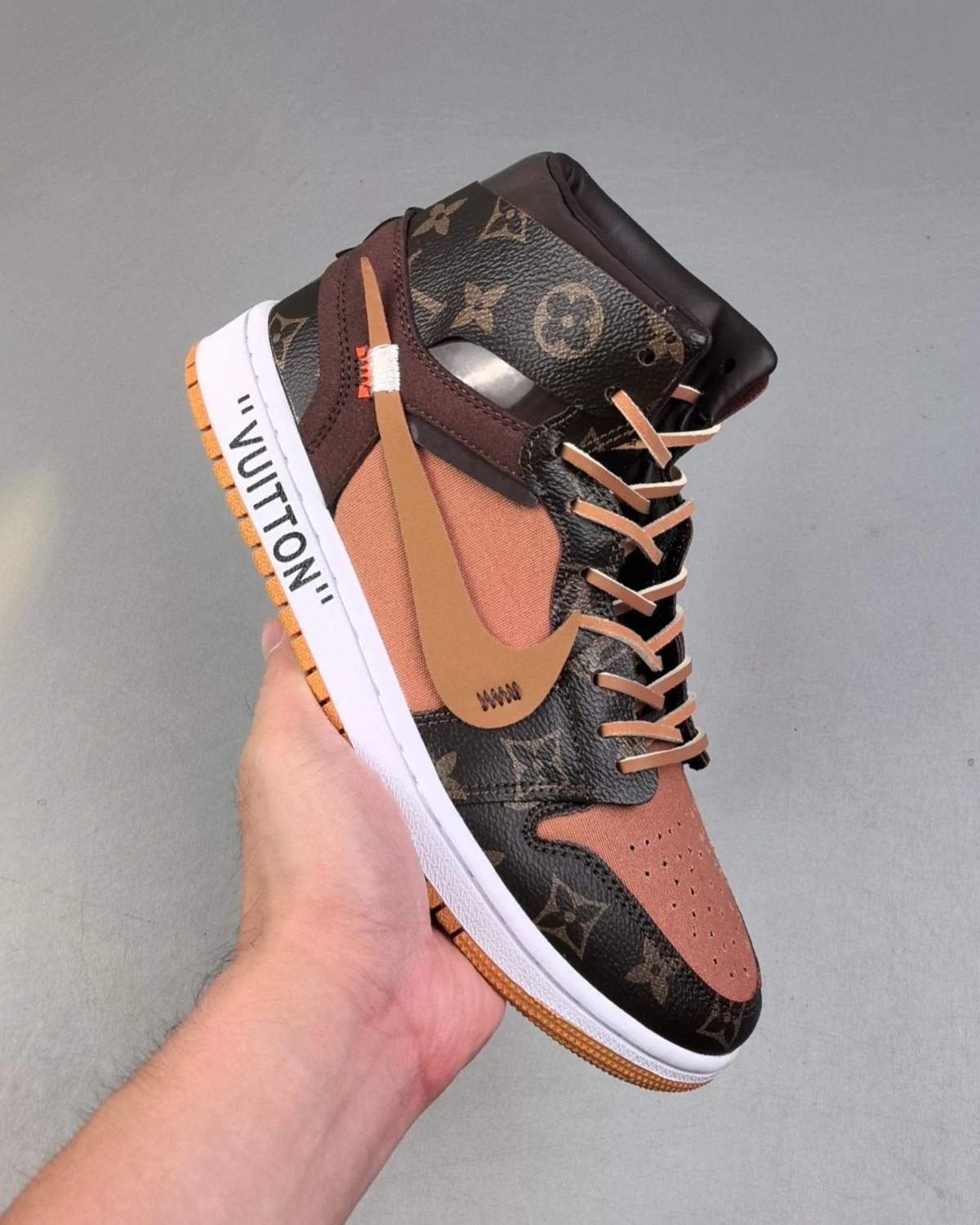 Kivne Air Jordan 1 Retro High x Louis Vuitton (Custom)