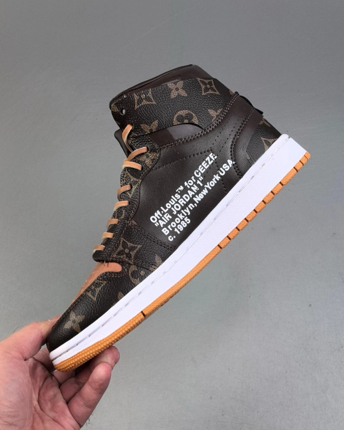 Kivne Air Jordan 1 Retro High x Louis Vuitton (Custom)
