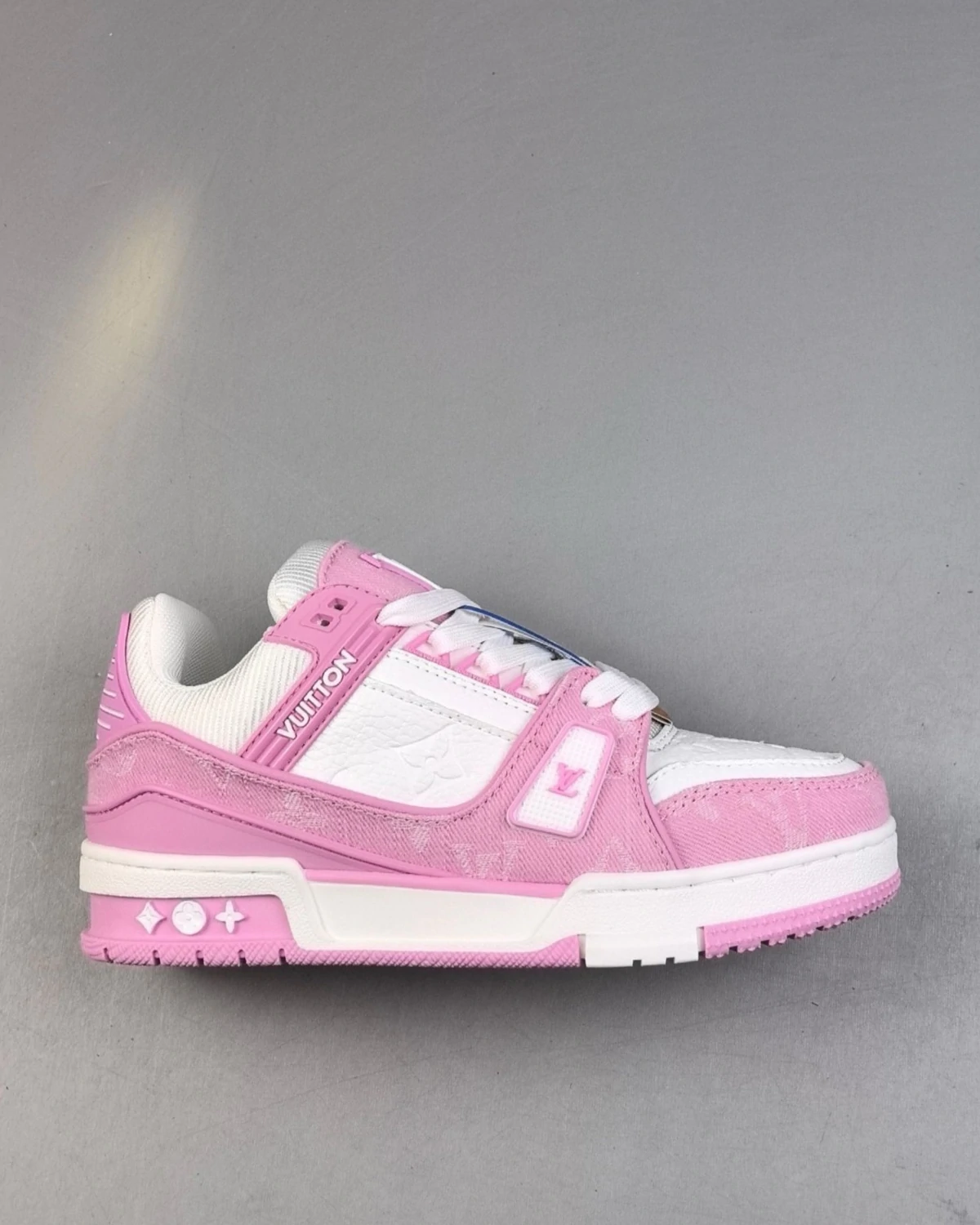 Kivne Louis Vuitton LV Trainer – Pink