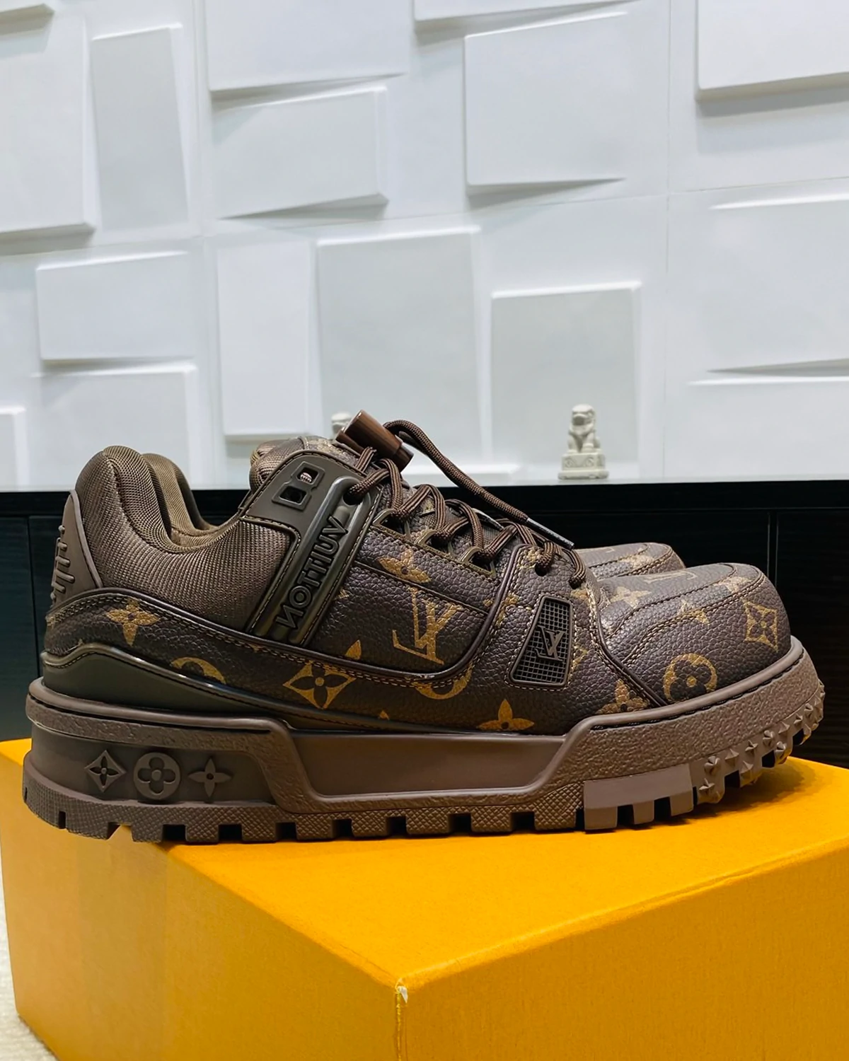 Kivne Louis Vuitton Trainer bread shoes