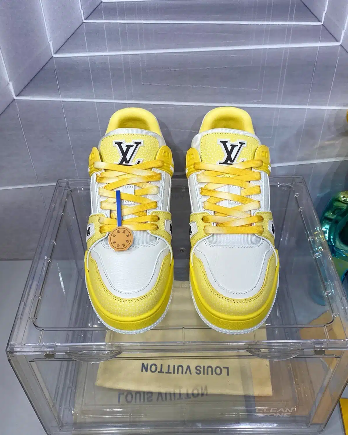 Kivne LV Trainer Sneaker yellow